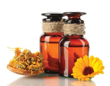 8 Household Uses for Calendula Image